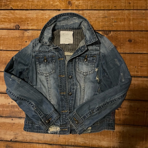 Size Small, Distressed Denim Jacket - very unique - Picture 2 of 8